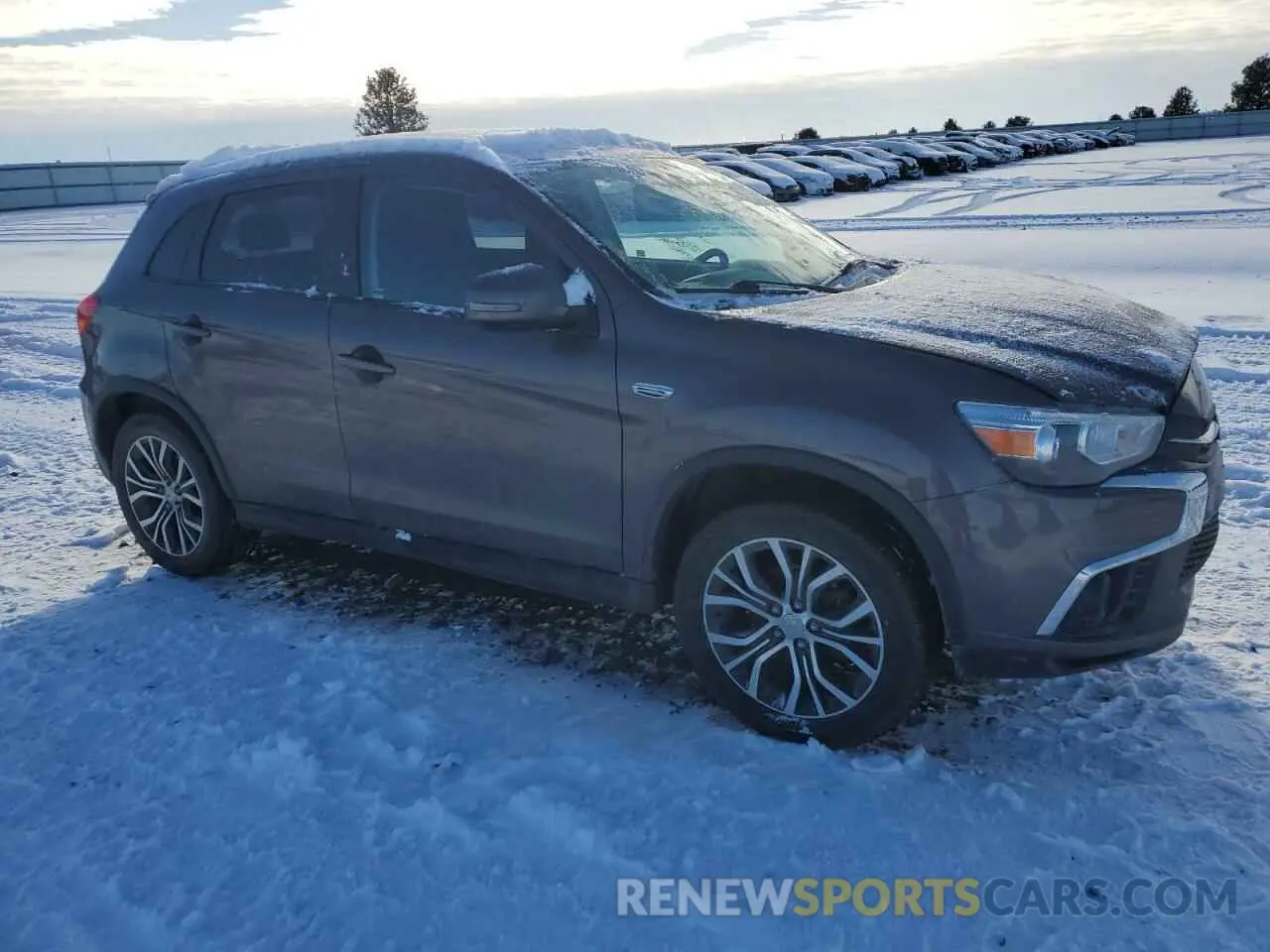 4 fotografías del automóvil dañado JA4AR3AU5KU005844 MITSUBISHI OUTLANDER 2019