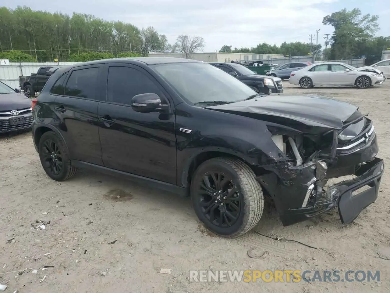 4 fotografías del automóvil dañado JA4AR3AU5KU028749 MITSUBISHI OUTLANDER 2019