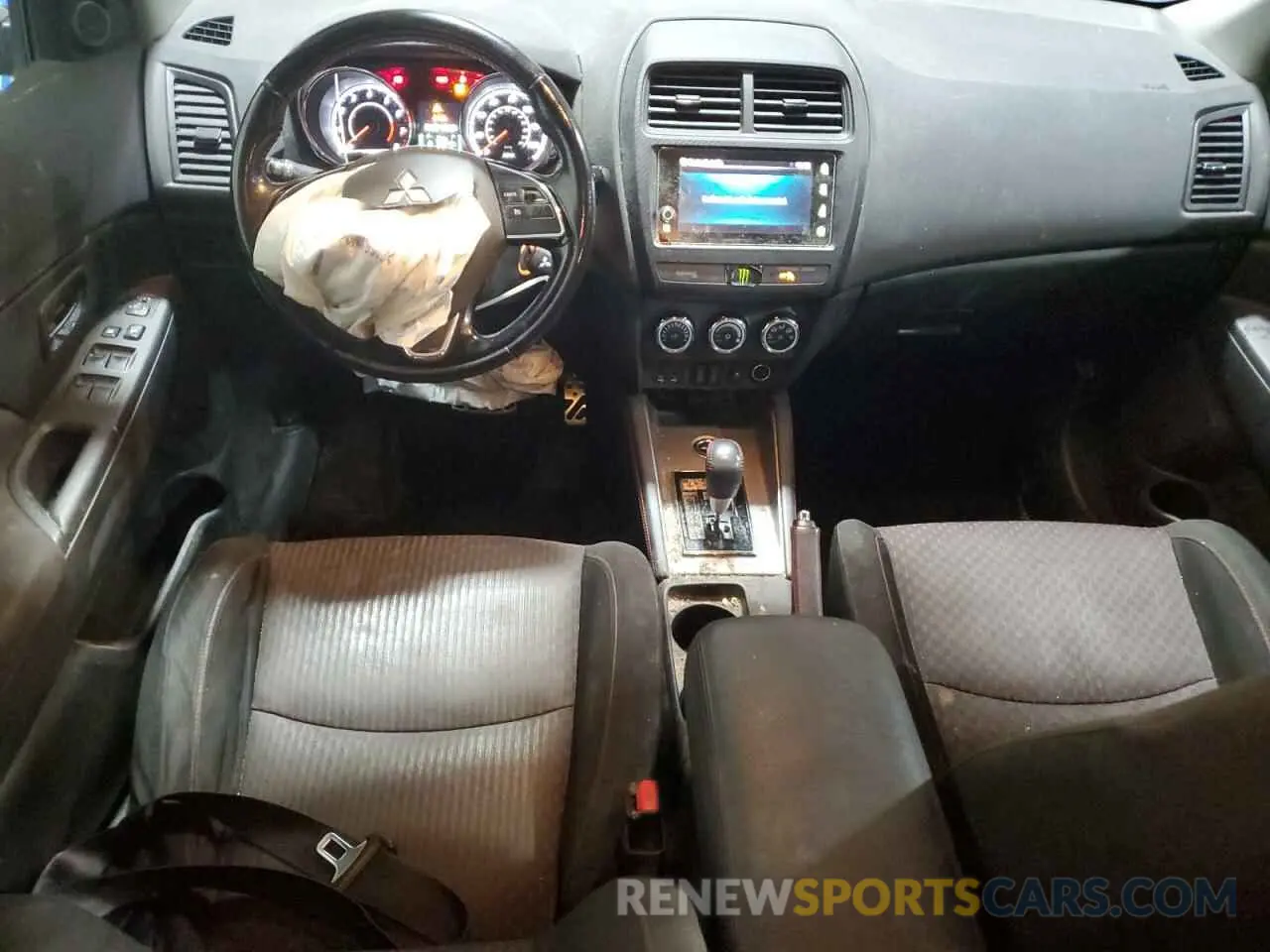 8 fotografías del automóvil dañado JA4AR3AU9KU008553 MITSUBISHI OUTLANDER 2019