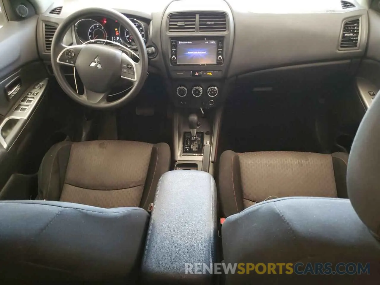 8 fotografías del automóvil dañado JA4AR3AU9KU014496 MITSUBISHI OUTLANDER 2019