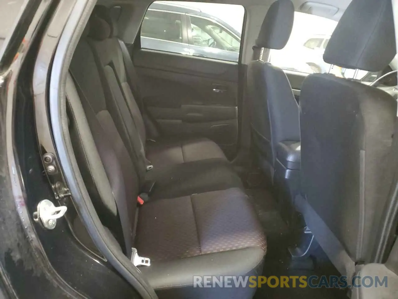 11 fotografías del automóvil dañado JA4AR3AU9KU025580 MITSUBISHI OUTLANDER 2019