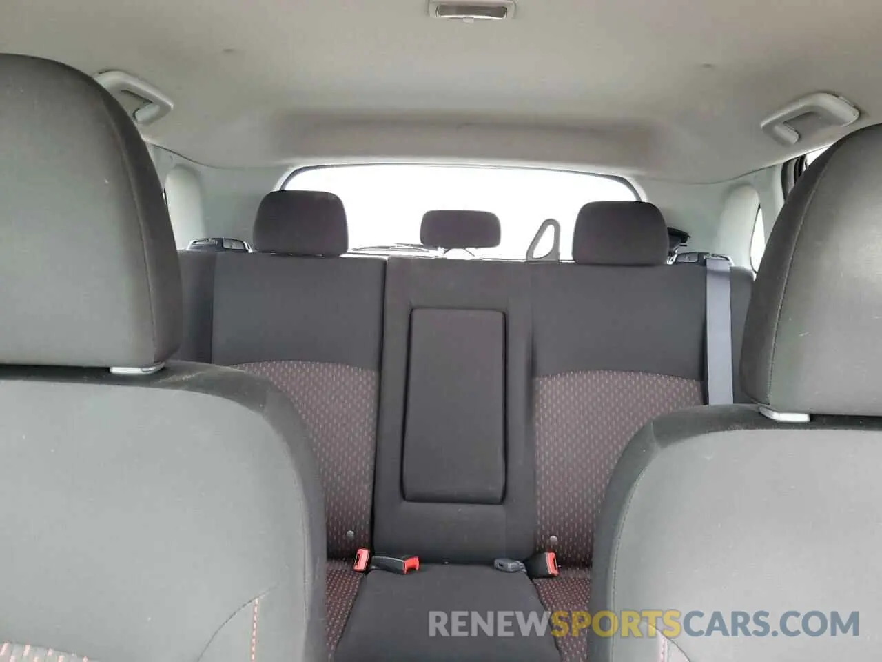 10 fotografías del automóvil dañado JA4AR3AUXKU019125 MITSUBISHI OUTLANDER 2019