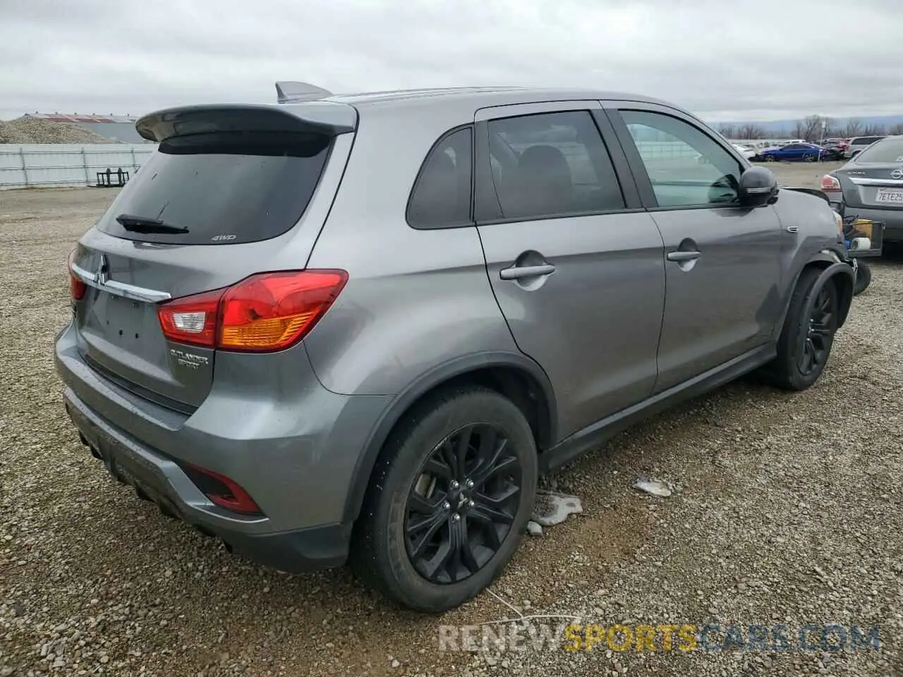 3 fotografías del automóvil dañado JA4AR3AUXKU019125 MITSUBISHI OUTLANDER 2019