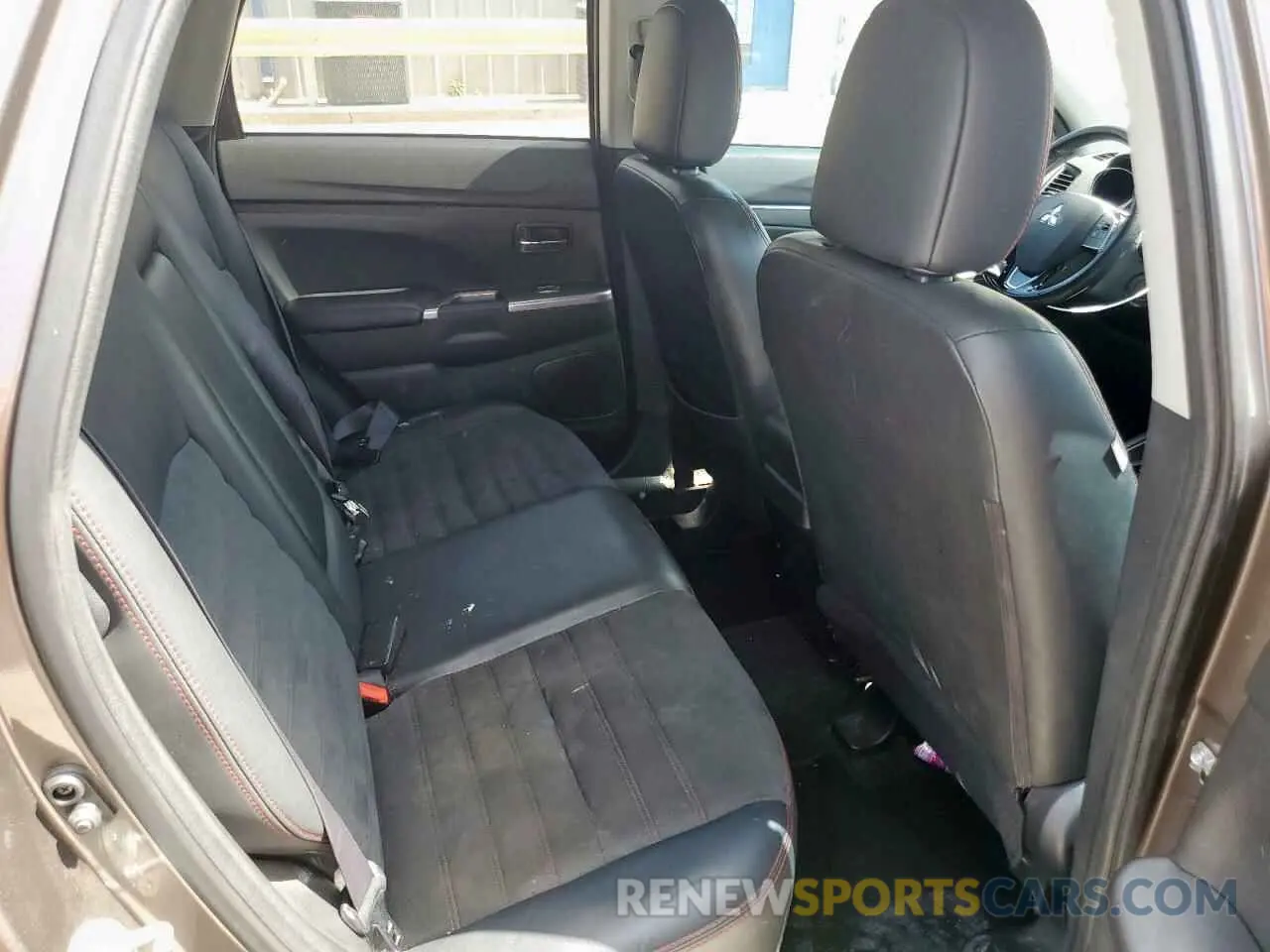 10 fotografías del automóvil dañado JA4AR4AW8KU005764 MITSUBISHI OUTLANDER 2019