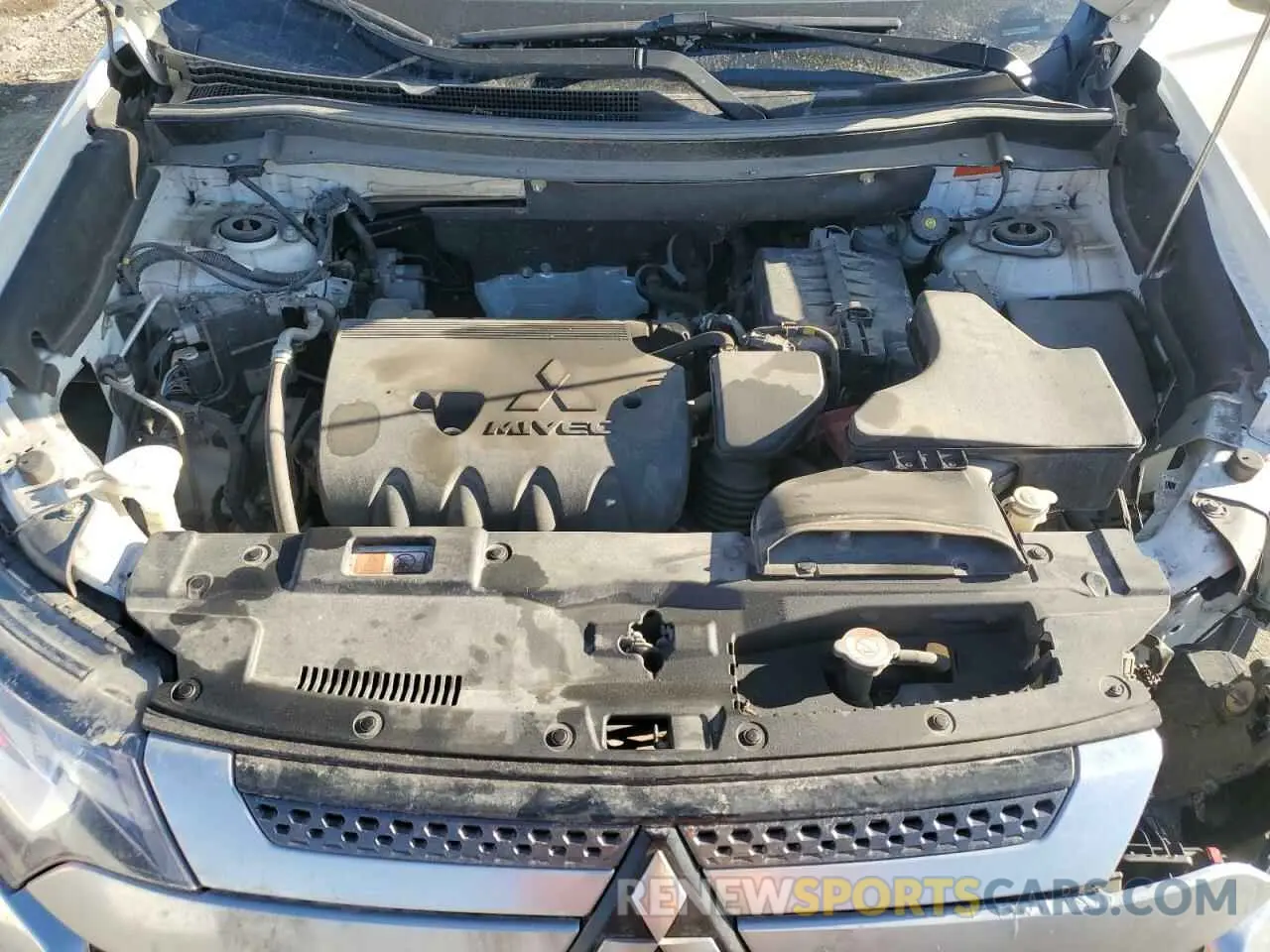 12 fotografías del automóvil dañado JA4AZ2A37KZ606743 MITSUBISHI OUTLANDER 2019