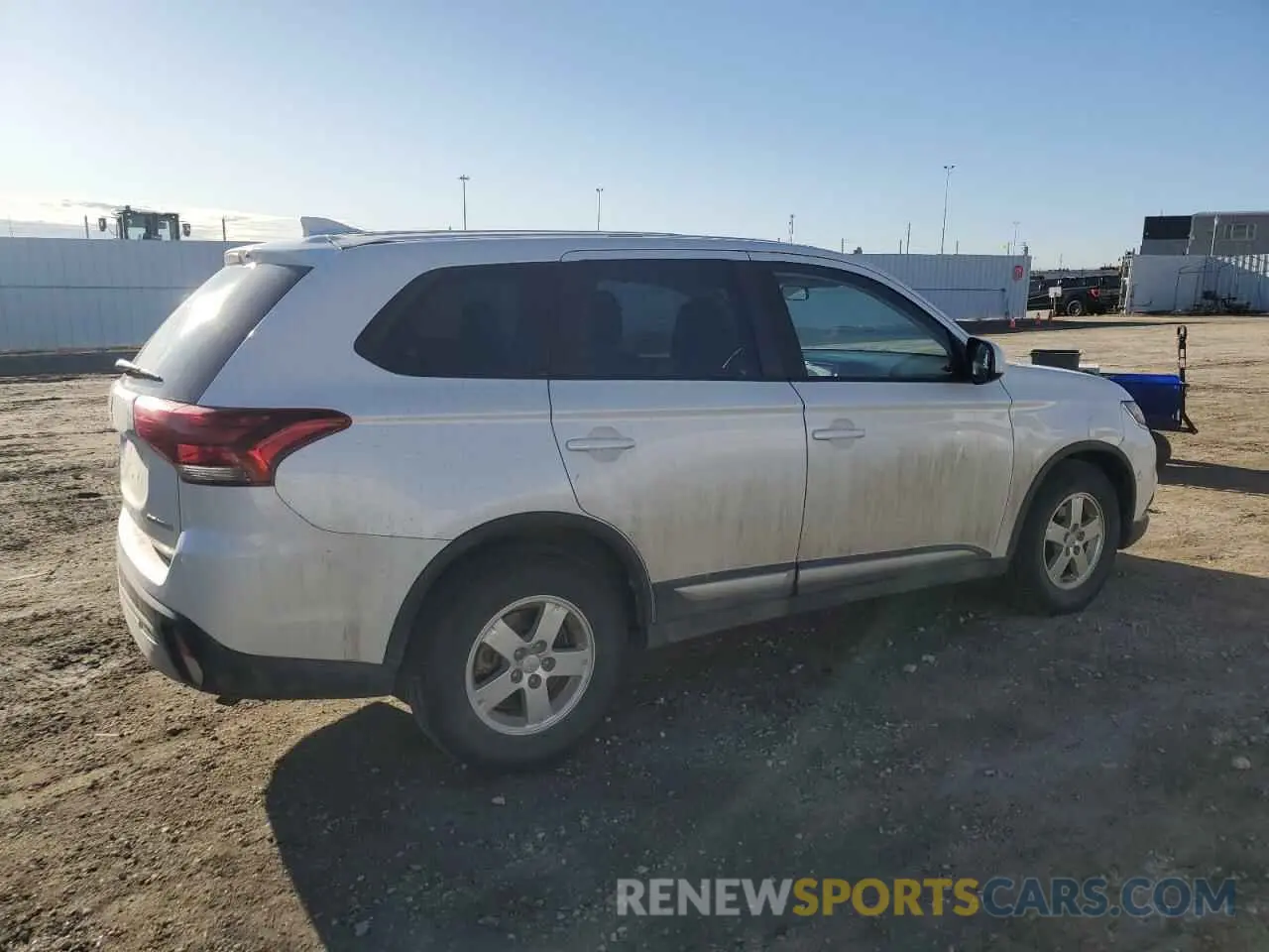 3 fotografías del automóvil dañado JA4AZ2A37KZ606743 MITSUBISHI OUTLANDER 2019