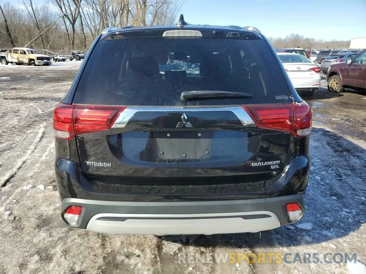 6 fotografías del automóvil dañado JA4AZ3A30KZ038213 MITSUBISHI OUTLANDER 2019