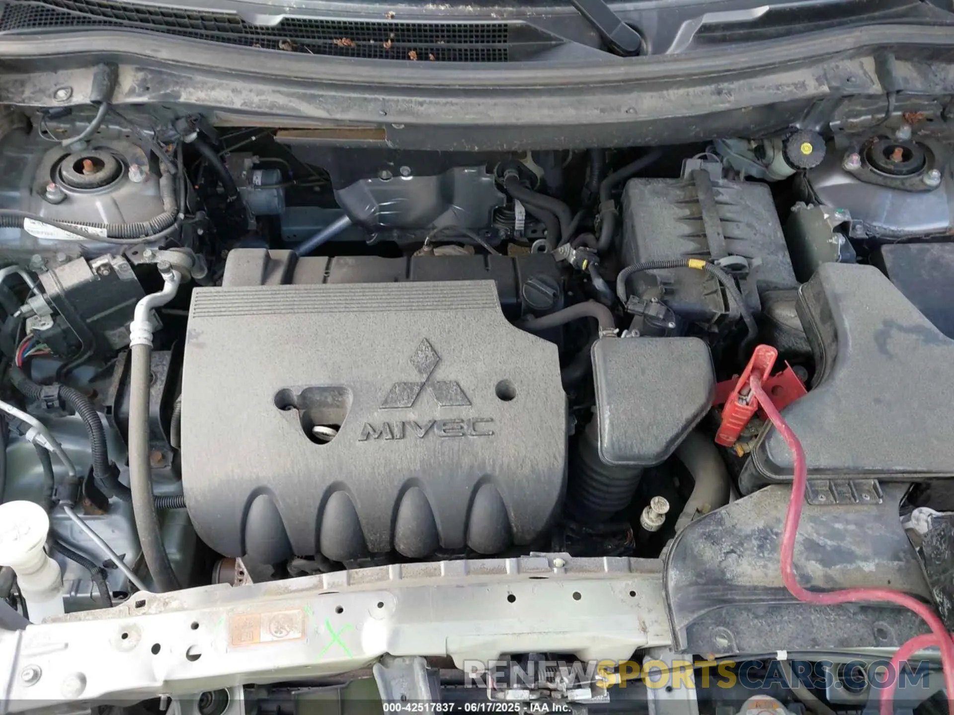 10 fotografías del automóvil dañado JA4AZ3A31KZ012493 MITSUBISHI OUTLANDER 2019