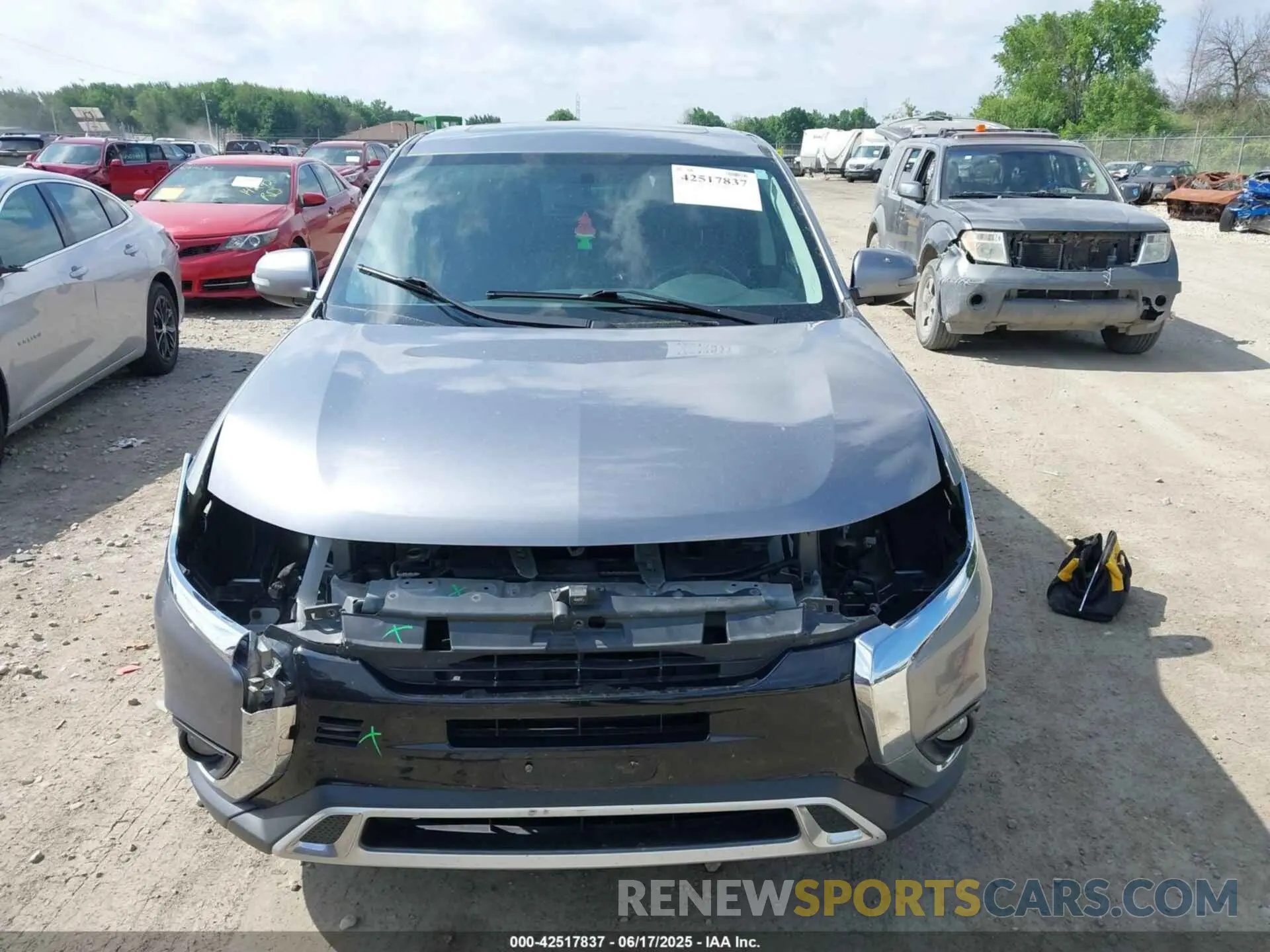 12 fotografías del automóvil dañado JA4AZ3A31KZ012493 MITSUBISHI OUTLANDER 2019