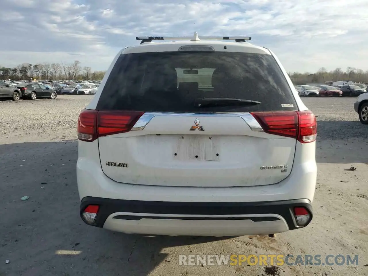 6 fotografías del automóvil dañado JA4AZ3A32KZ005438 MITSUBISHI OUTLANDER 2019