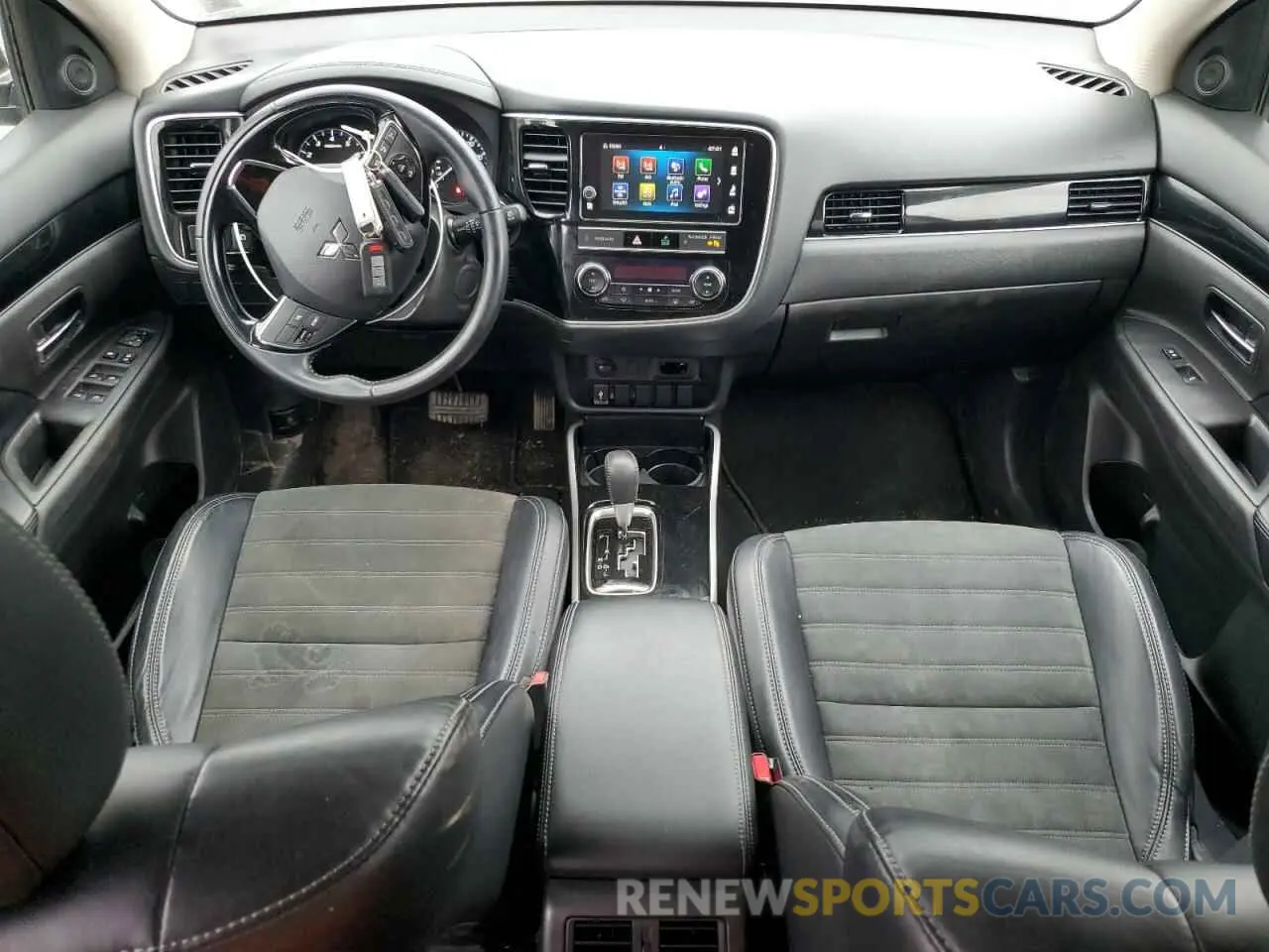 8 fotografías del automóvil dañado JA4AZ3A32KZ052128 MITSUBISHI OUTLANDER 2019