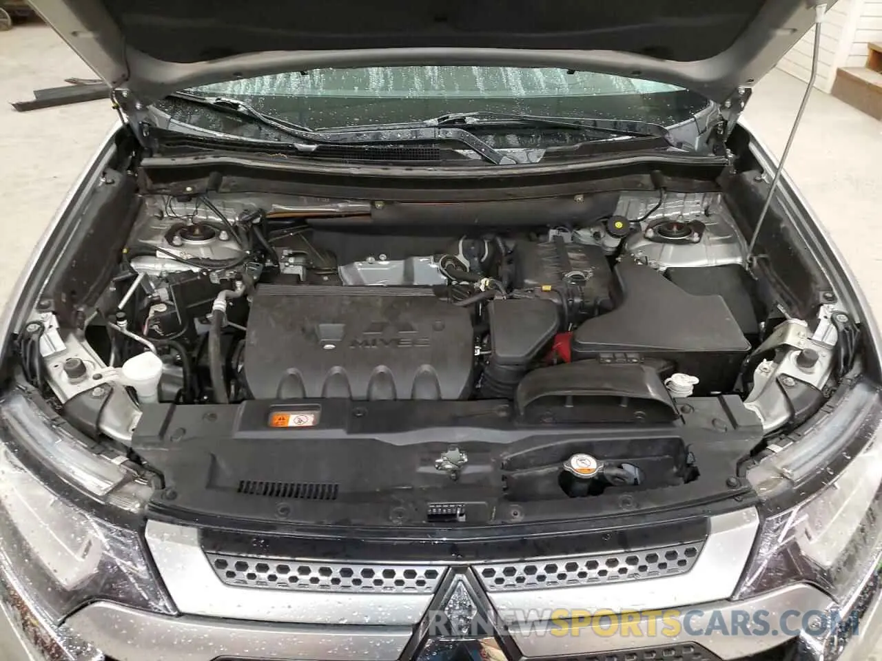 12 fotografías del automóvil dañado JA4AZ3A33KZ031238 MITSUBISHI OUTLANDER 2019
