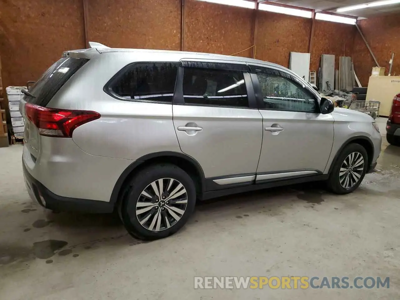 3 fotografías del automóvil dañado JA4AZ3A33KZ031238 MITSUBISHI OUTLANDER 2019