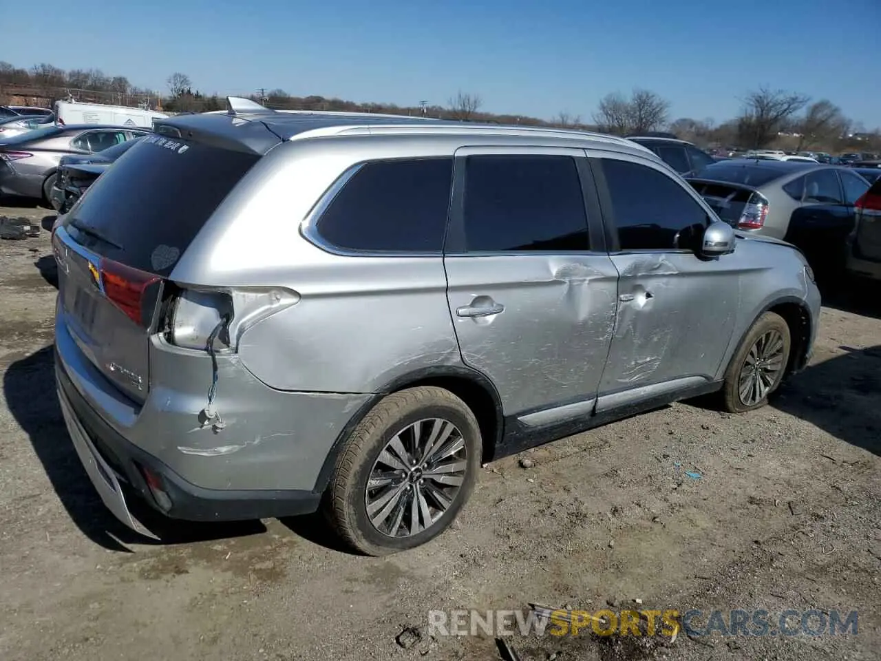 3 fotografías del automóvil dañado JA4AZ3A34KZ023746 MITSUBISHI OUTLANDER 2019