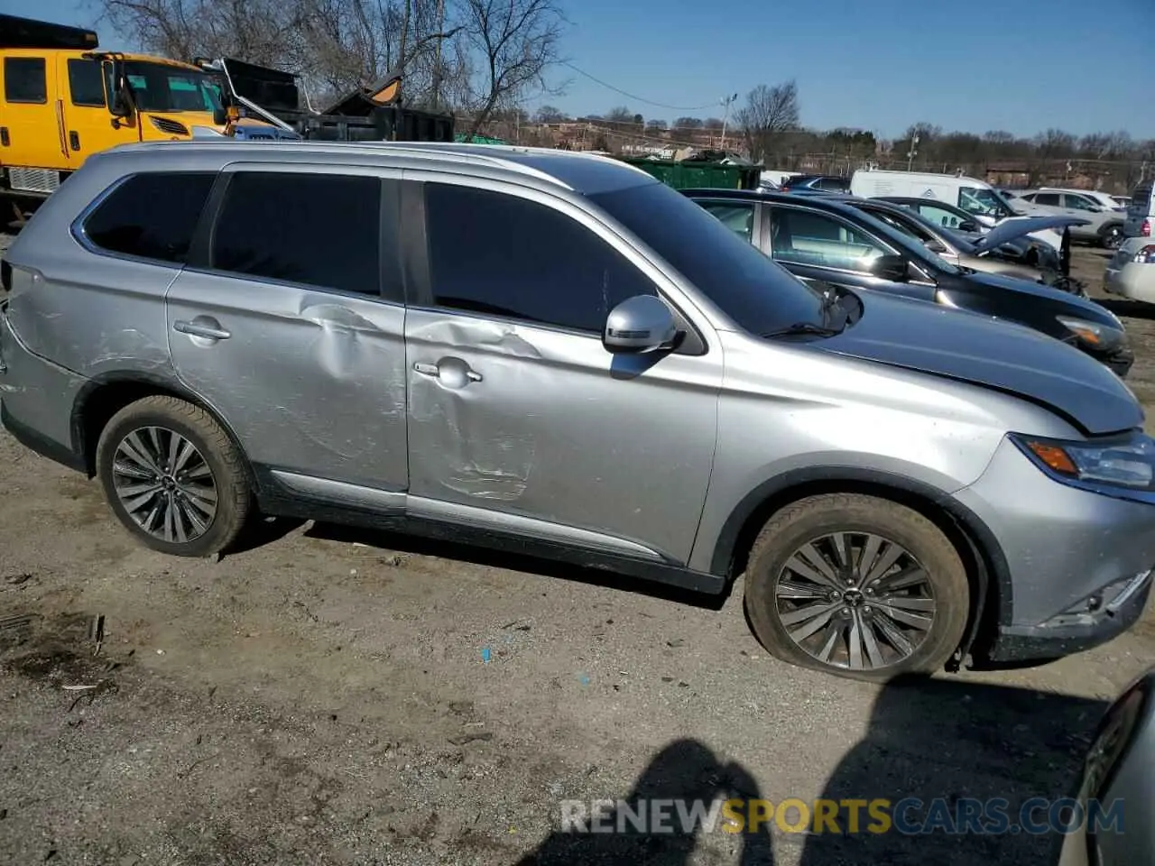 4 fotografías del automóvil dañado JA4AZ3A34KZ023746 MITSUBISHI OUTLANDER 2019