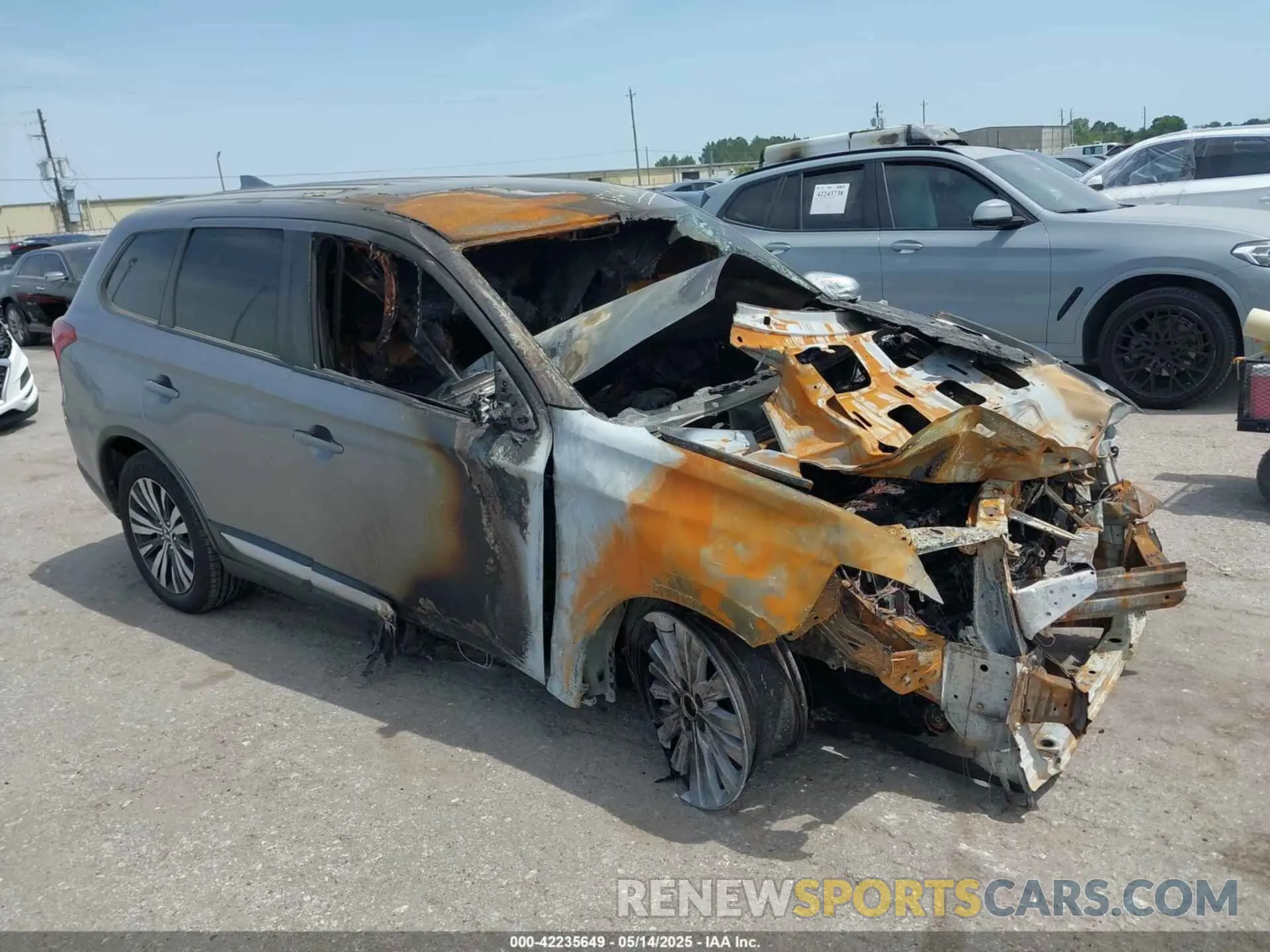 1 fotografías del automóvil dañado JA4AZ3A35KZ009709 MITSUBISHI OUTLANDER 2019