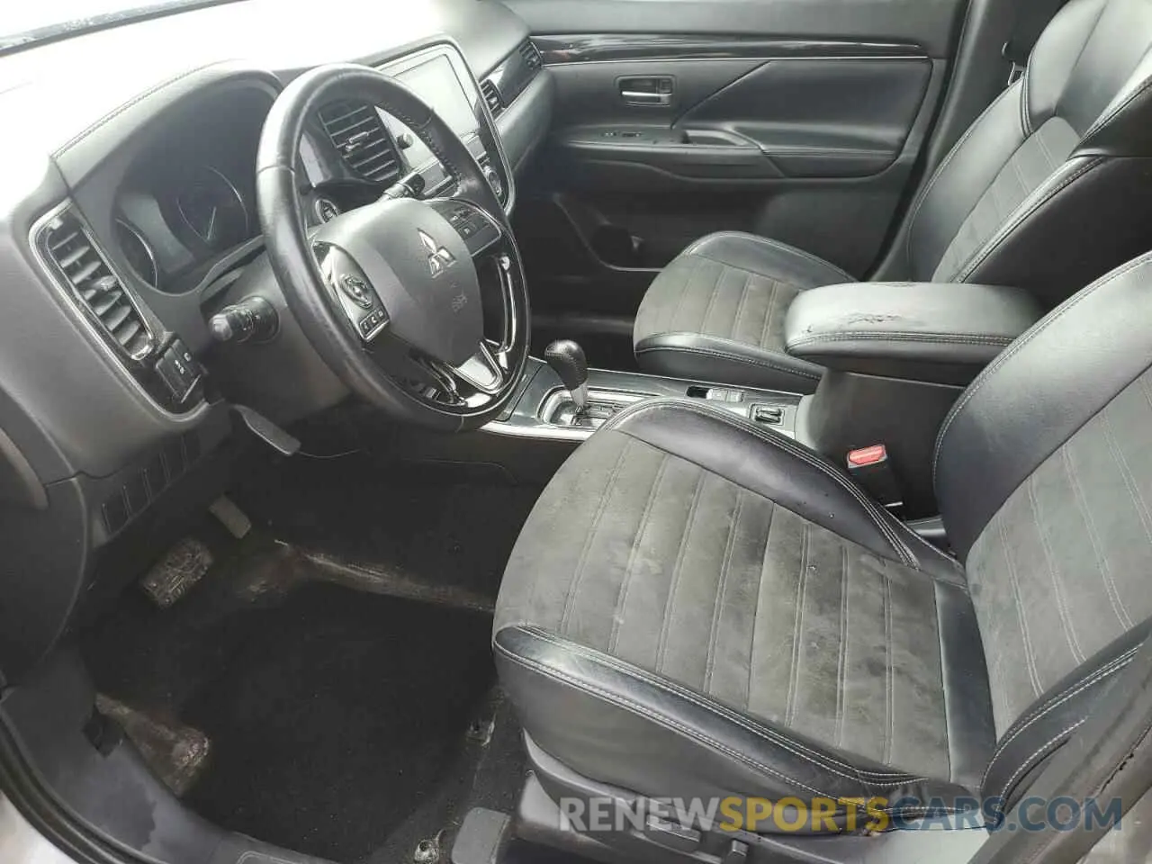 7 fotografías del automóvil dañado JA4AZ3A37KZ045479 MITSUBISHI OUTLANDER 2019