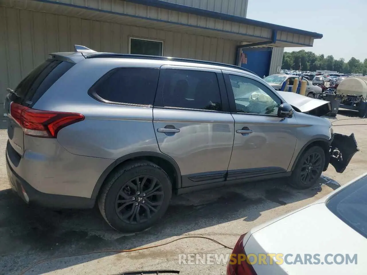 3 fotografías del automóvil dañado JA4AZ3A38KZ025175 MITSUBISHI OUTLANDER 2019