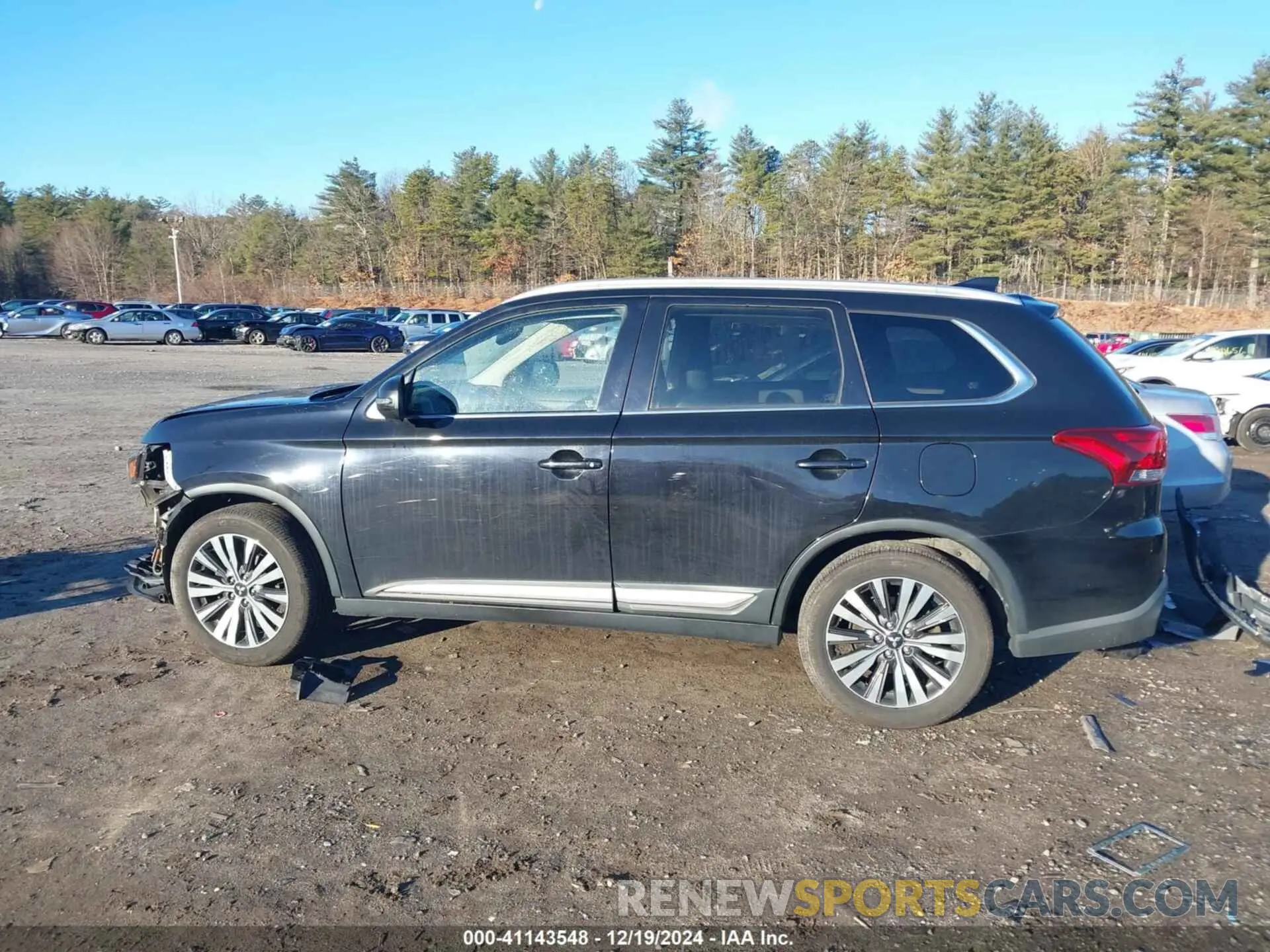 15 fotografías del automóvil dañado JA4AZ3A39KZ003363 MITSUBISHI OUTLANDER 2019