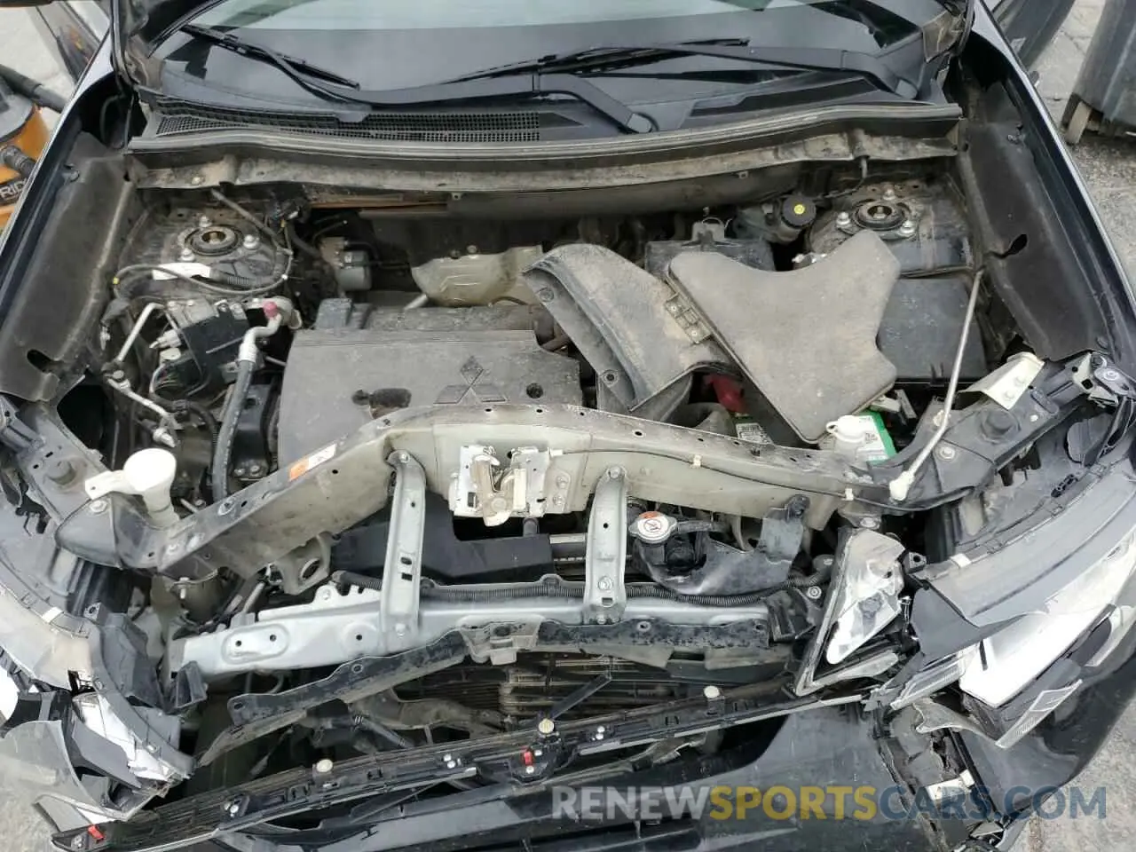12 fotografías del automóvil dañado JA4AZ3A39KZ042549 MITSUBISHI OUTLANDER 2019