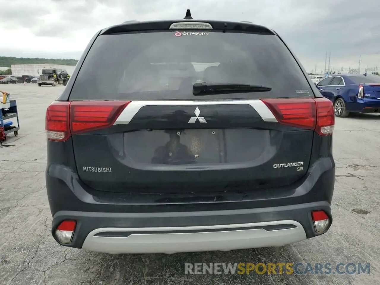 6 fotografías del automóvil dañado JA4AZ3A39KZ042549 MITSUBISHI OUTLANDER 2019