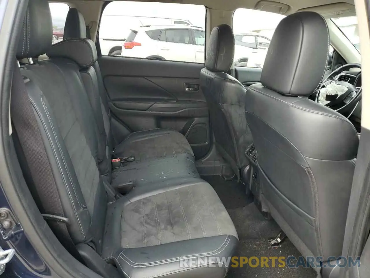 11 fotografías del automóvil dañado JA4AZ3A39KZ044060 MITSUBISHI OUTLANDER 2019