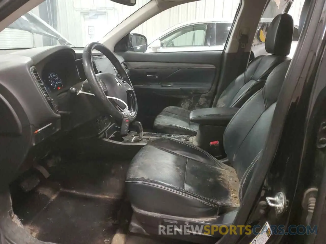 7 fotografías del automóvil dañado JA4AZ3A3XKZ008300 MITSUBISHI OUTLANDER 2019