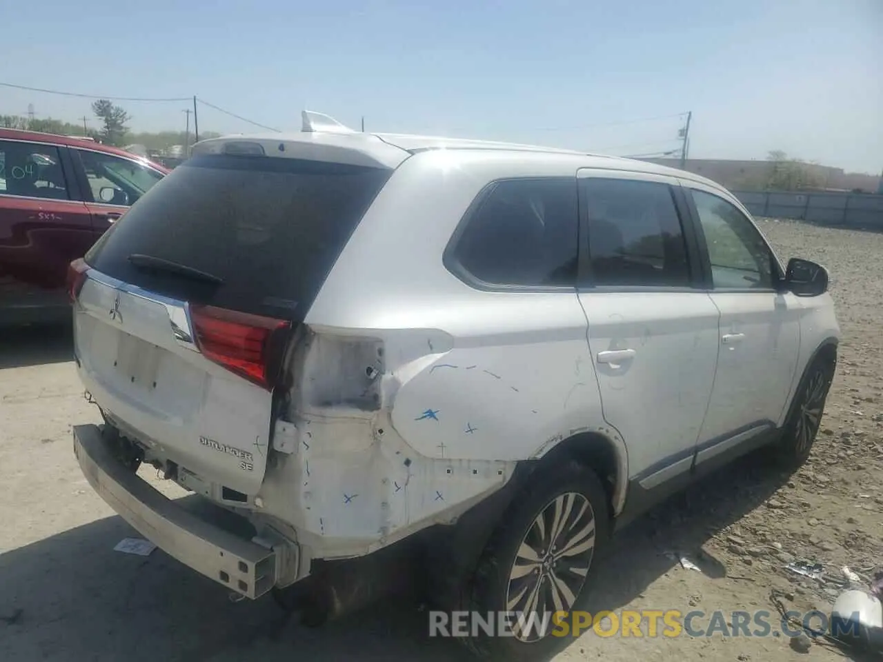 3 fotografías del automóvil dañado JA4AZ3A3XKZ014663 MITSUBISHI OUTLANDER 2019