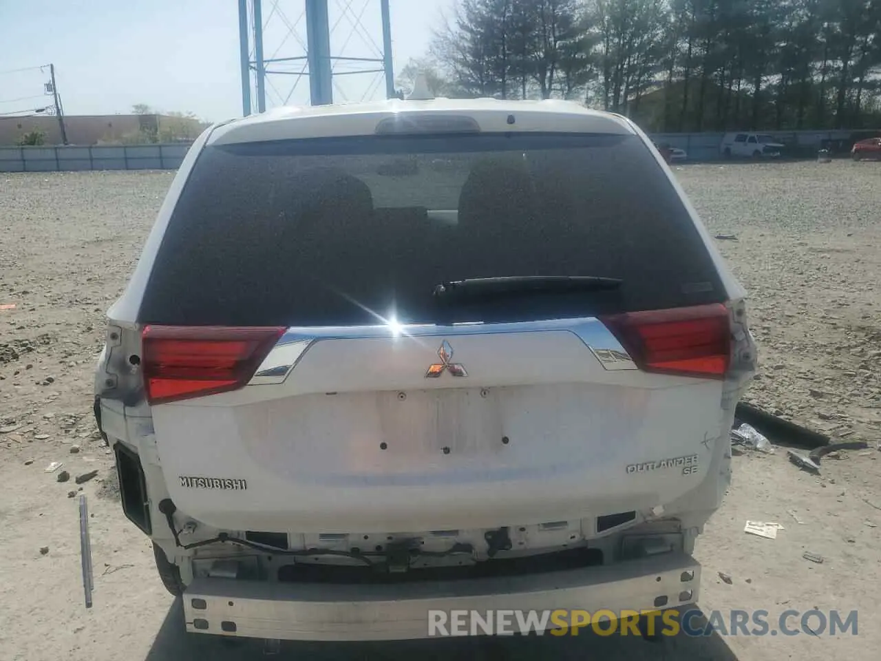 6 fotografías del automóvil dañado JA4AZ3A3XKZ014663 MITSUBISHI OUTLANDER 2019