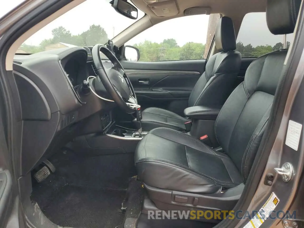 7 fotografías del automóvil dañado JA4AZ3A3XKZ020754 MITSUBISHI OUTLANDER 2019