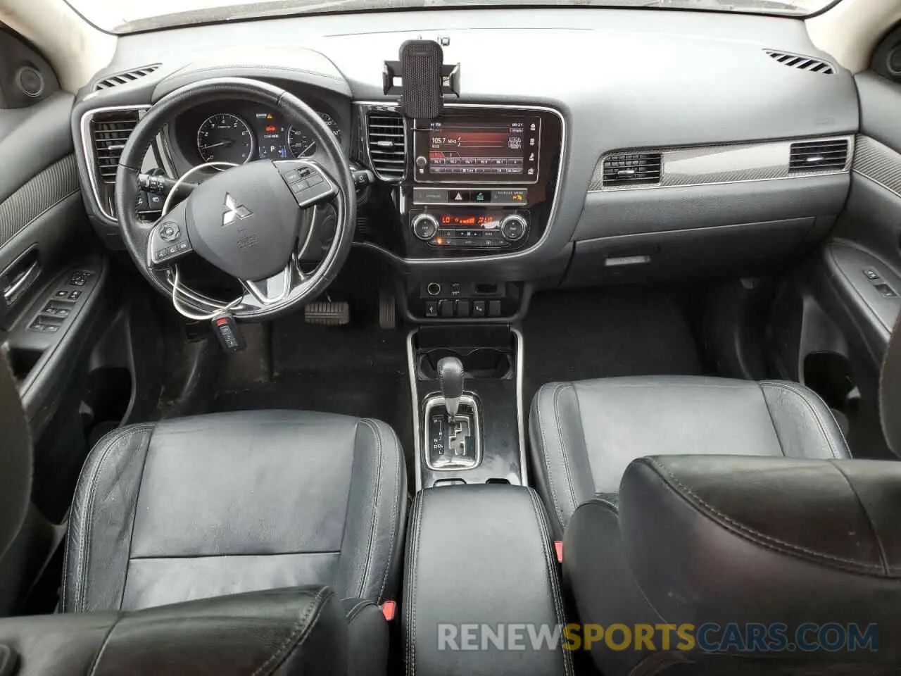 8 fotografías del automóvil dañado JA4AZ3A3XKZ020754 MITSUBISHI OUTLANDER 2019