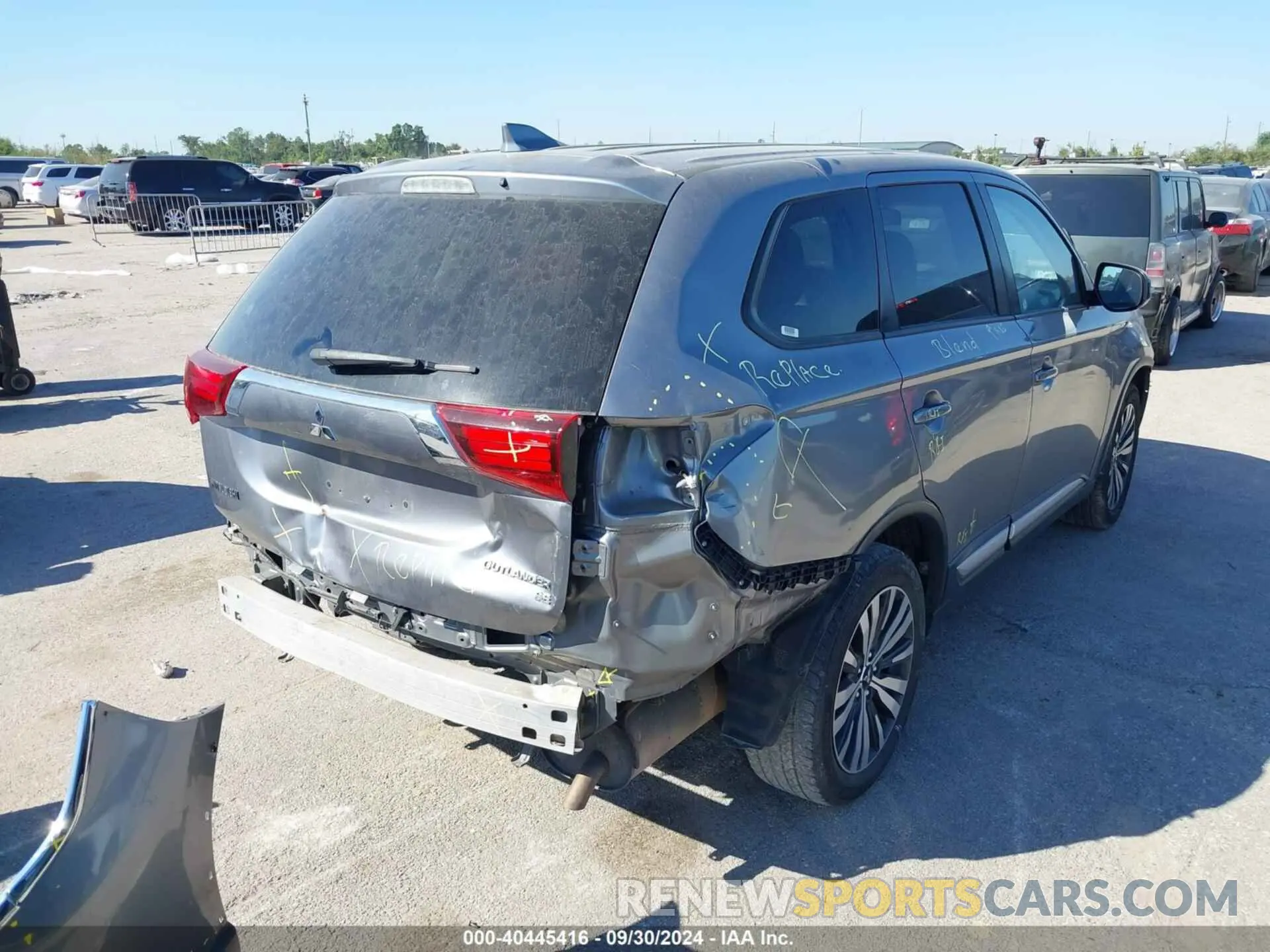 4 fotografías del automóvil dañado JA4AZ3A3XKZ023704 MITSUBISHI OUTLANDER 2019