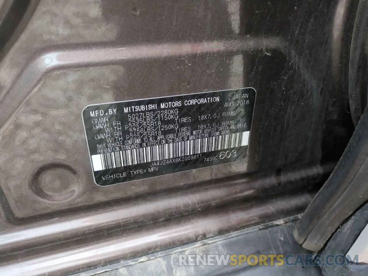 12 fotografías del automóvil dañado JA4JZ4AX6KZ009811 MITSUBISHI OUTLANDER 2019