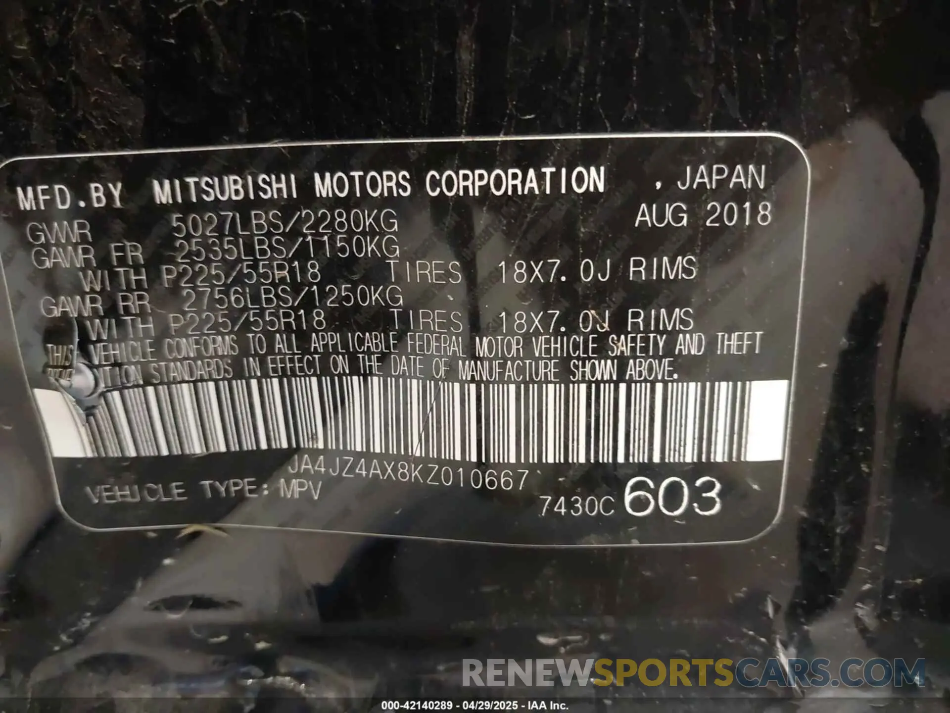 9 fotografías del automóvil dañado JA4JZ4AX8KZ010667 MITSUBISHI OUTLANDER 2019
