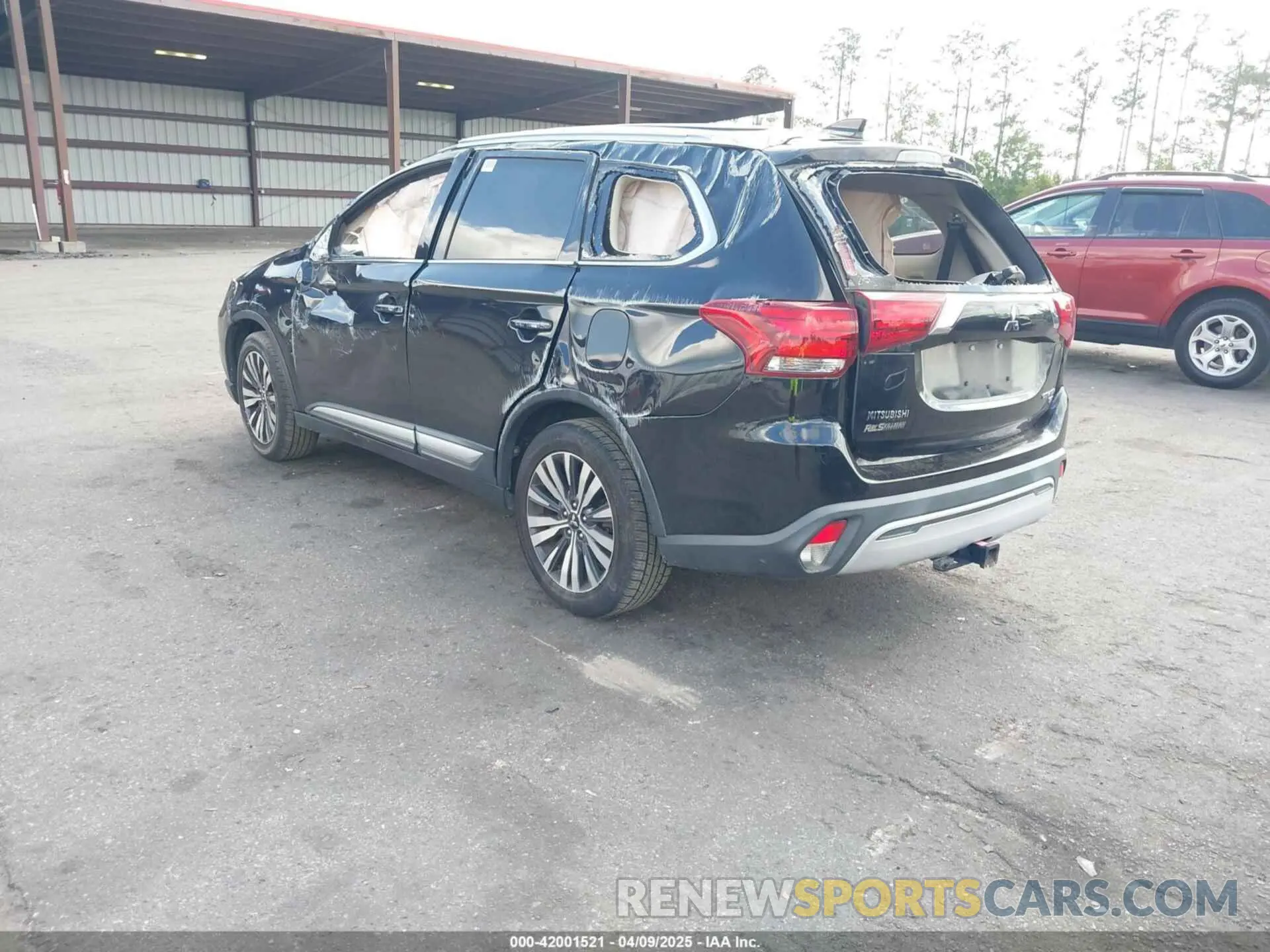 3 fotografías del automóvil dañado JA4JZ4AXXKZ021962 MITSUBISHI OUTLANDER 2019