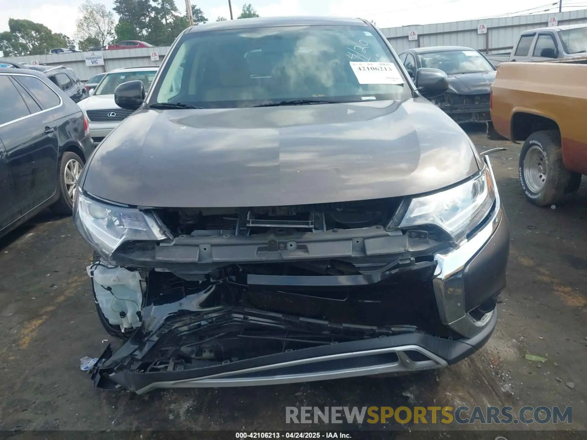 12 fotografías del automóvil dañado JA4AD2A32LZ038644 MITSUBISHI OUTLANDER 2020