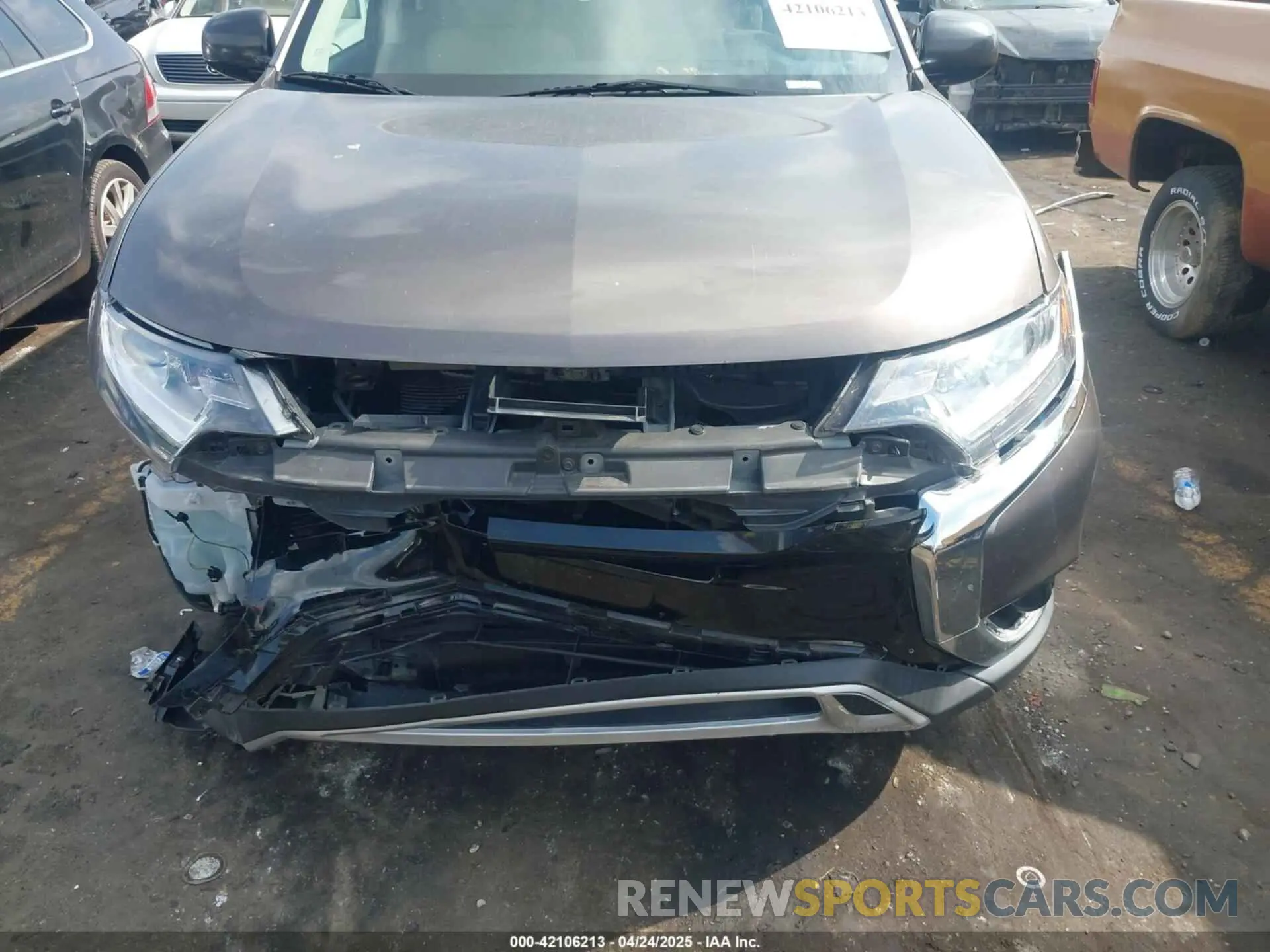 6 fotografías del automóvil dañado JA4AD2A32LZ038644 MITSUBISHI OUTLANDER 2020