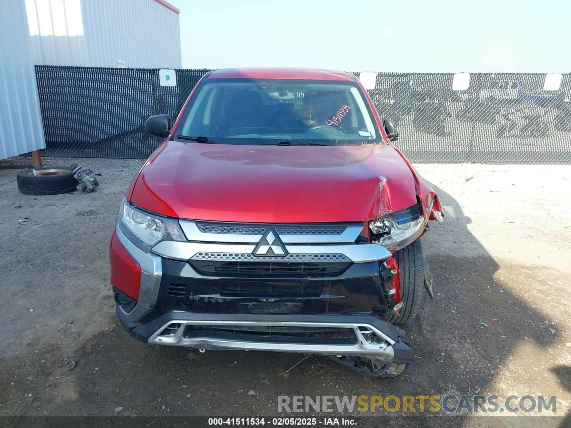 12 fotografías del automóvil dañado JA4AD2A32LZ040023 MITSUBISHI OUTLANDER 2020