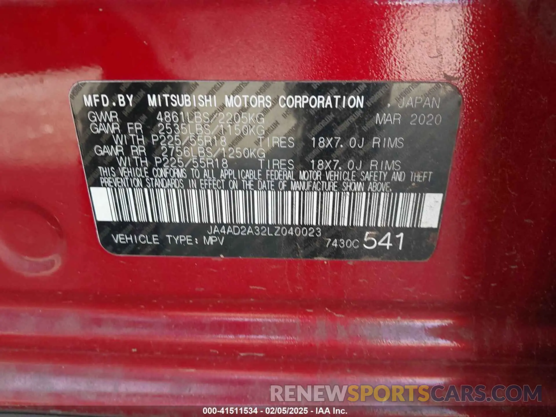 9 fotografías del automóvil dañado JA4AD2A32LZ040023 MITSUBISHI OUTLANDER 2020