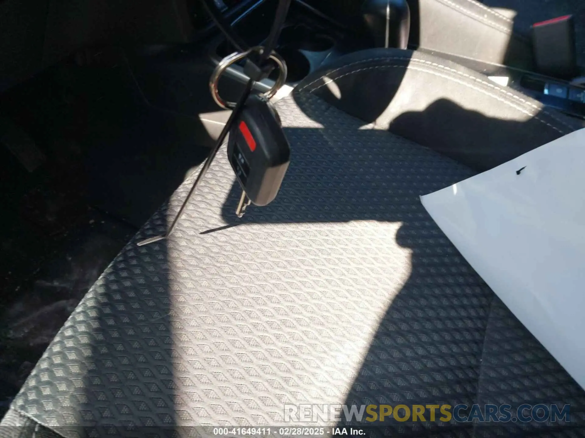 11 fotografías del automóvil dañado JA4AD2A33LZ044887 MITSUBISHI OUTLANDER 2020
