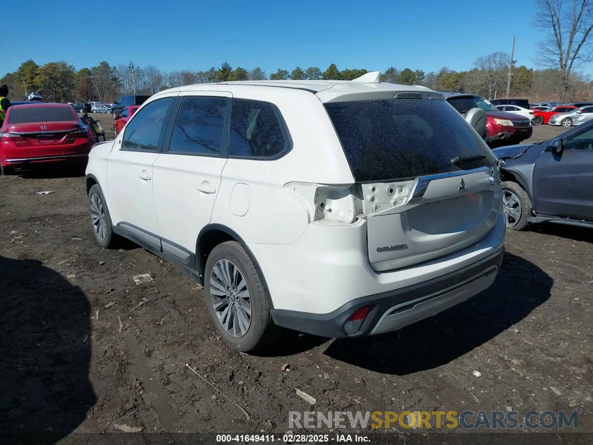3 fotografías del automóvil dañado JA4AD2A33LZ044887 MITSUBISHI OUTLANDER 2020