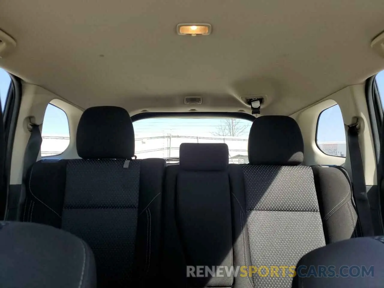 10 fotografías del automóvil dañado JA4AD2A35LZ033261 MITSUBISHI OUTLANDER 2020