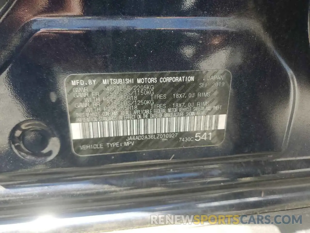 14 fotografías del automóvil dañado JA4AD2A36LZ010927 MITSUBISHI OUTLANDER 2020