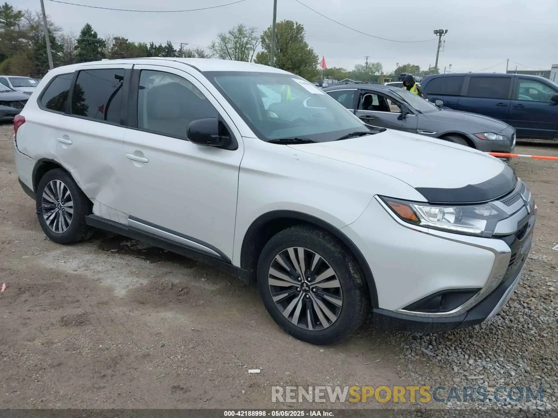 1 fotografías del automóvil dañado JA4AD2A39LZ004880 MITSUBISHI OUTLANDER 2020