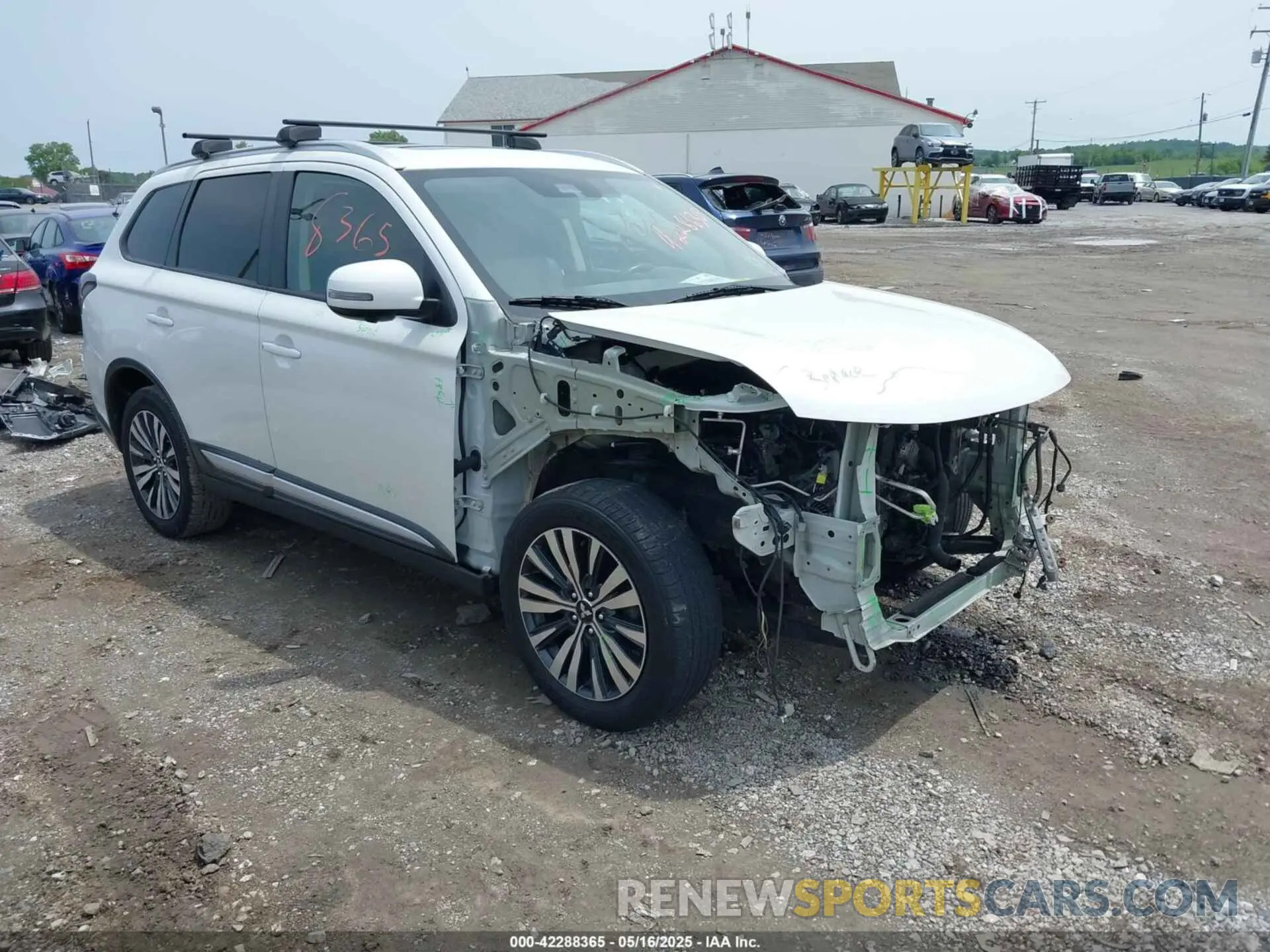 1 fotografías del automóvil dañado JA4AD3A33LZ006114 MITSUBISHI OUTLANDER 2020