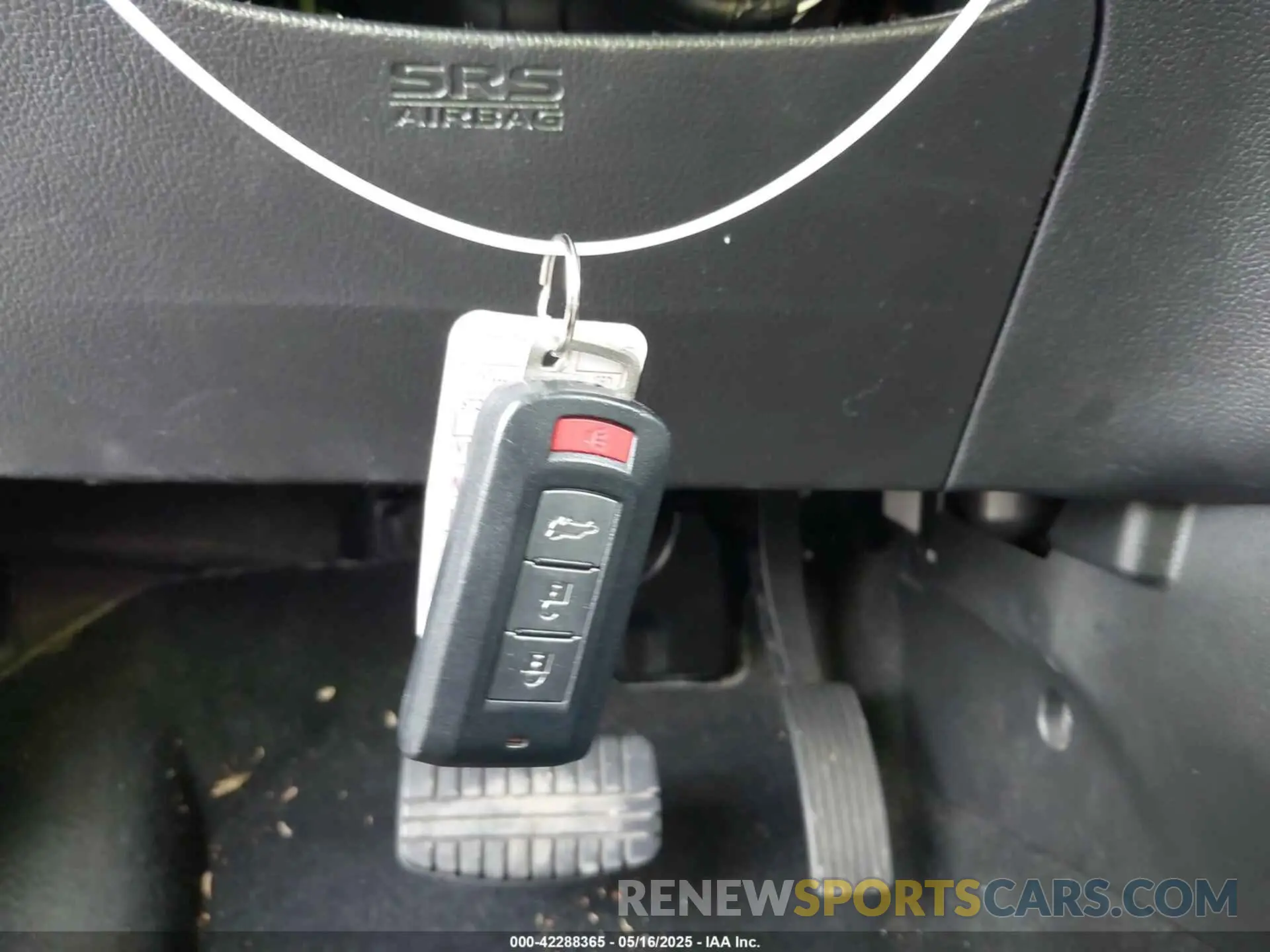 11 fotografías del automóvil dañado JA4AD3A33LZ006114 MITSUBISHI OUTLANDER 2020