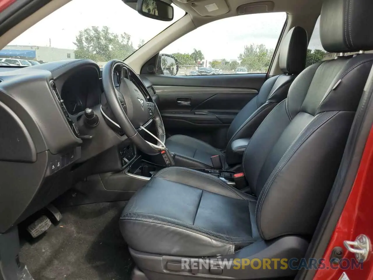7 fotografías del automóvil dañado JA4AD3A34LZ034083 MITSUBISHI OUTLANDER 2020