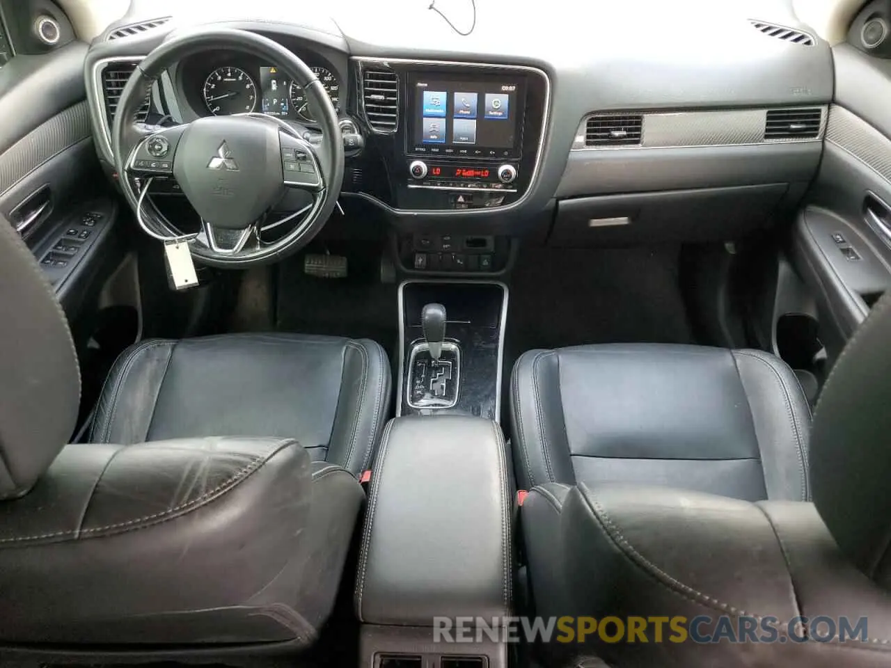 8 fotografías del automóvil dañado JA4AD3A35LJ001284 MITSUBISHI OUTLANDER 2020