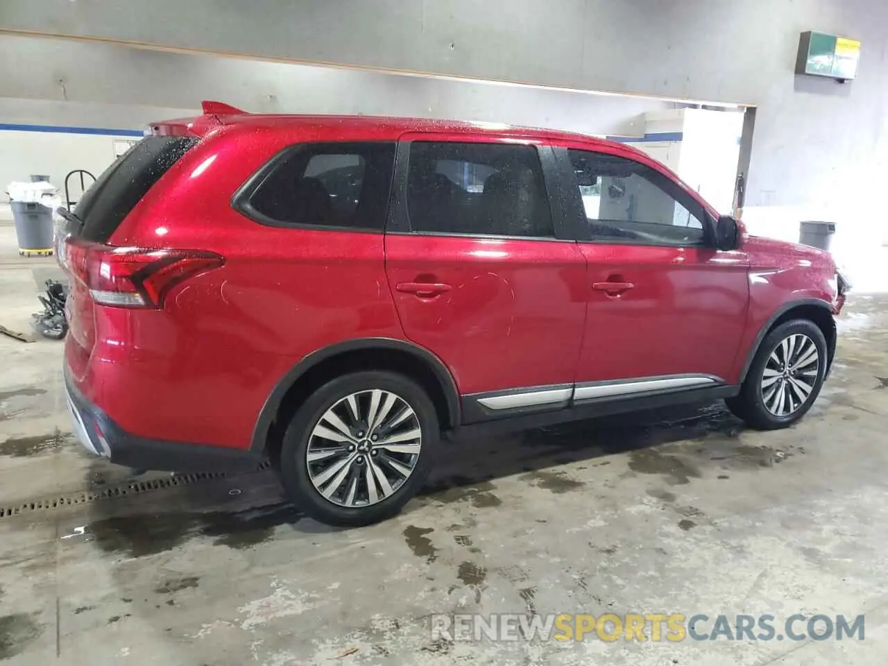 3 fotografías del automóvil dañado JA4AD3A35LZ004560 MITSUBISHI OUTLANDER 2020