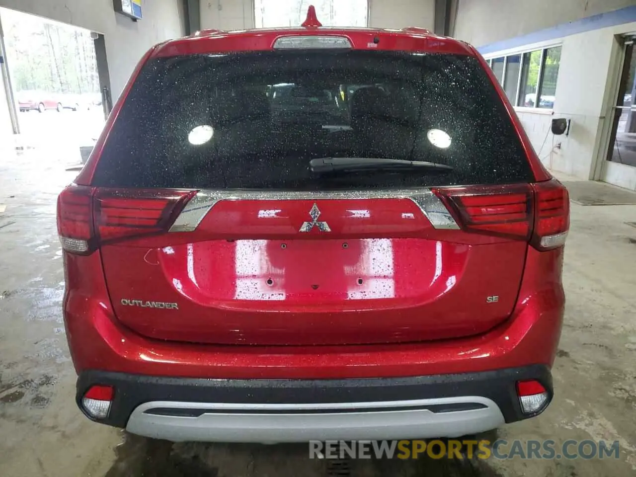 6 fotografías del automóvil dañado JA4AD3A35LZ004560 MITSUBISHI OUTLANDER 2020